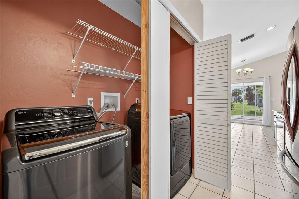 En Venta: $265,000 (2 camas, 2 baños, 1412 Pies cuadrados)