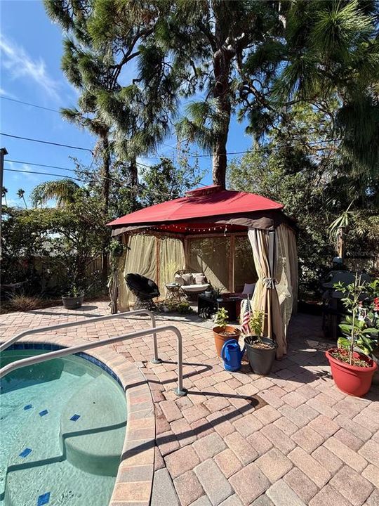 出租: $3,500 (3 贝兹, 2 浴室, 1692 平方英尺)