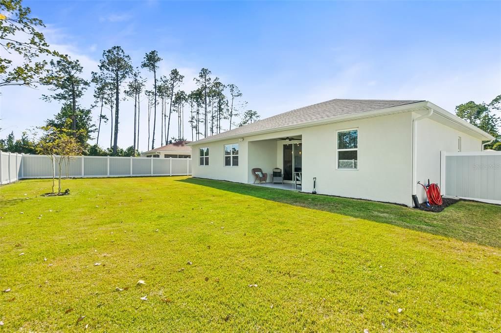 For Sale: $449,000 (3 beds, 2 baths, 1982 Square Feet)