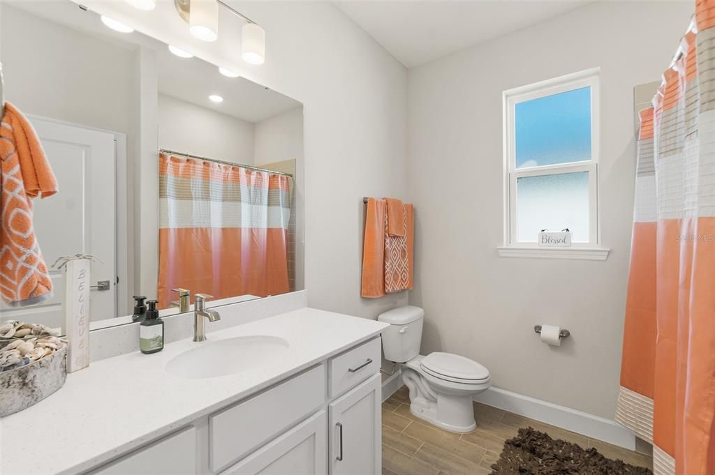 For Sale: $449,000 (3 beds, 2 baths, 1982 Square Feet)