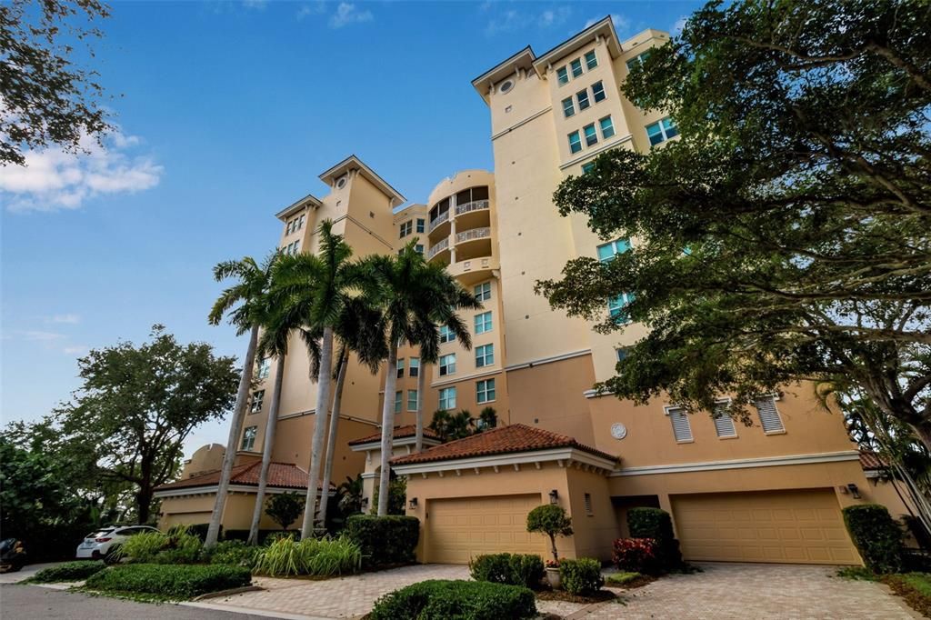 For Sale: $1,500,000 (3 beds, 3 baths, 2778 Square Feet)