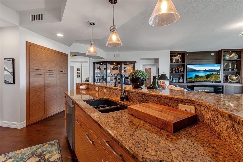 For Sale: $1,500,000 (3 beds, 3 baths, 2778 Square Feet)