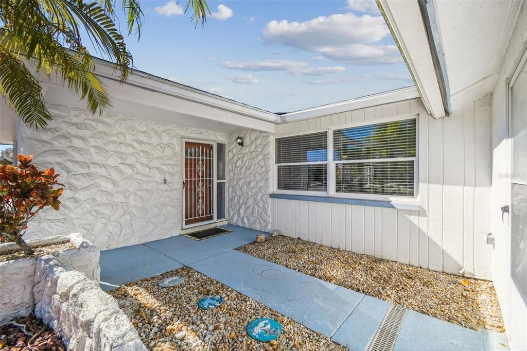 For Sale: $395,000 (3 beds, 2 baths, 1434 Square Feet)