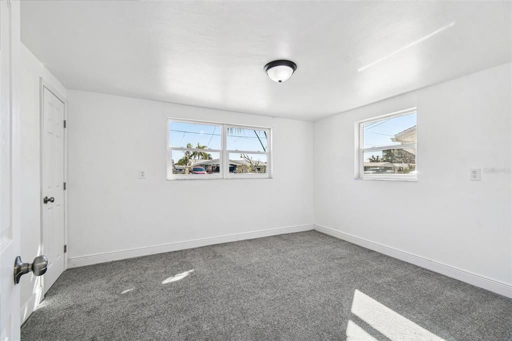 For Sale: $395,000 (3 beds, 2 baths, 1434 Square Feet)