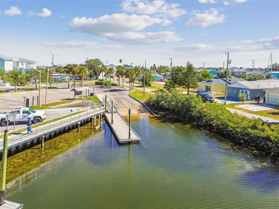 For Sale: $395,000 (3 beds, 2 baths, 1434 Square Feet)