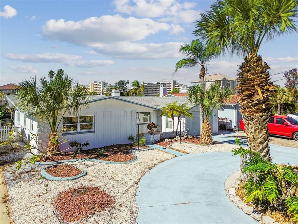 For Sale: $395,000 (3 beds, 2 baths, 1434 Square Feet)