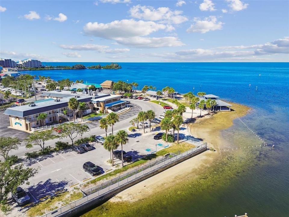 For Sale: $395,000 (3 beds, 2 baths, 1434 Square Feet)