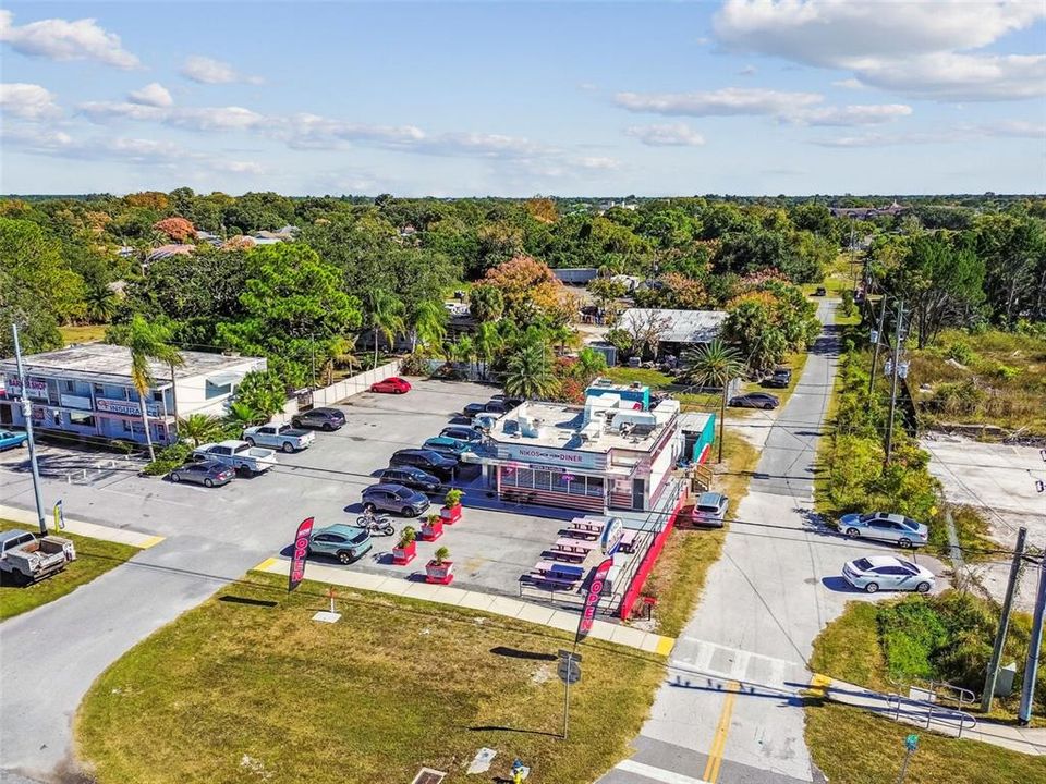 For Sale: $395,000 (3 beds, 2 baths, 1434 Square Feet)