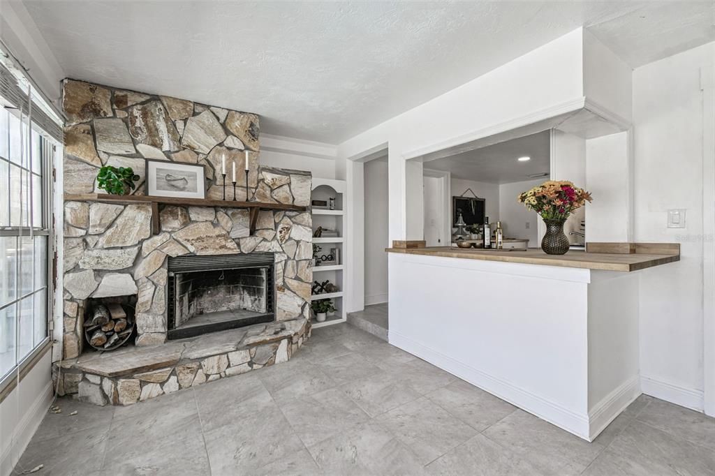 For Sale: $395,000 (3 beds, 2 baths, 1434 Square Feet)