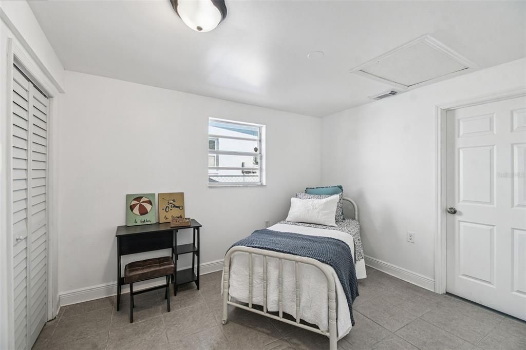 For Sale: $395,000 (3 beds, 2 baths, 1434 Square Feet)