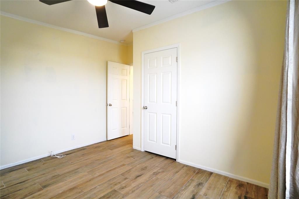 For Sale: $135,000 (3 beds, 2 baths, 1296 Square Feet)