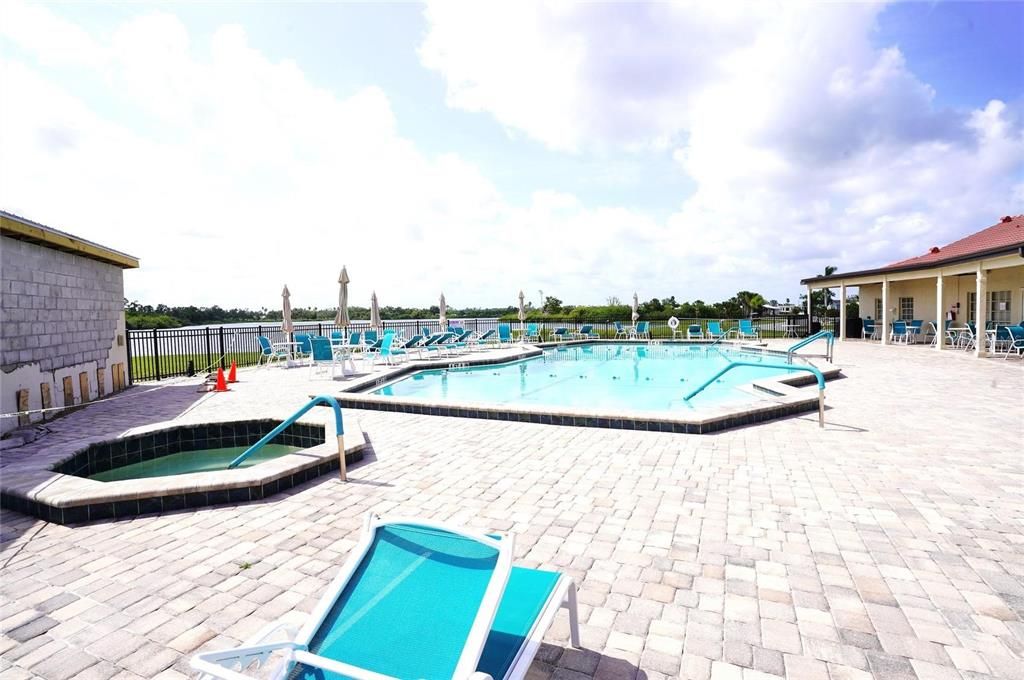 For Sale: $135,000 (3 beds, 2 baths, 1296 Square Feet)