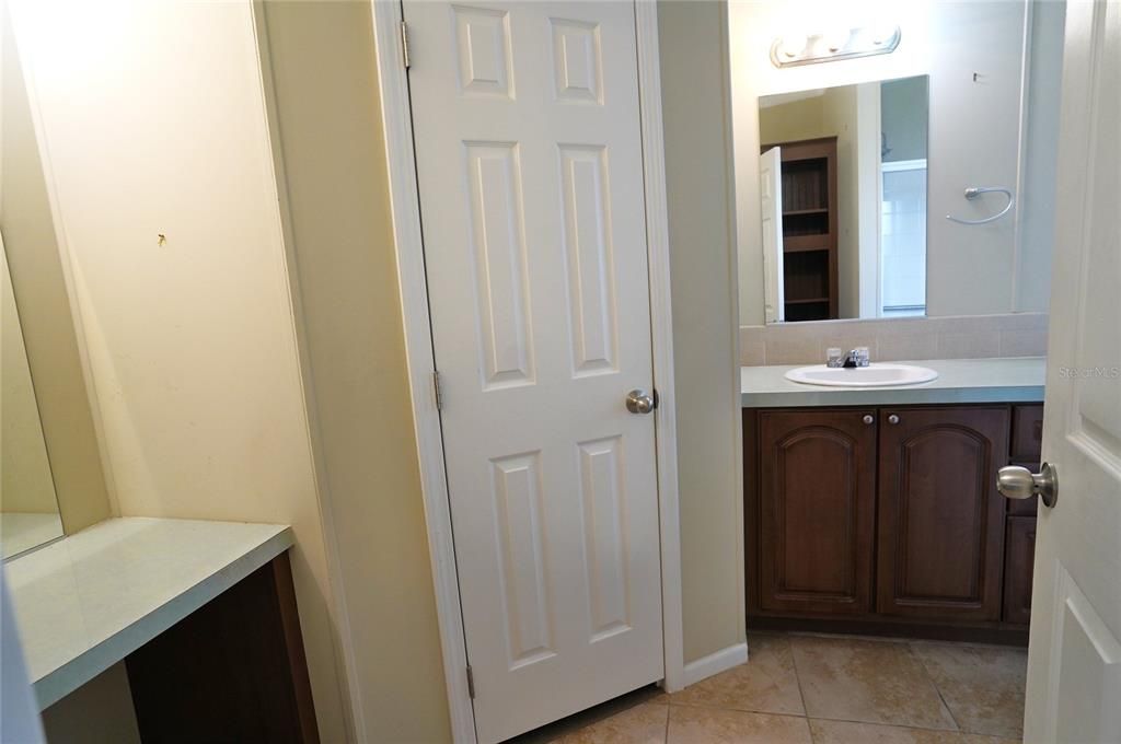 For Sale: $135,000 (3 beds, 2 baths, 1296 Square Feet)