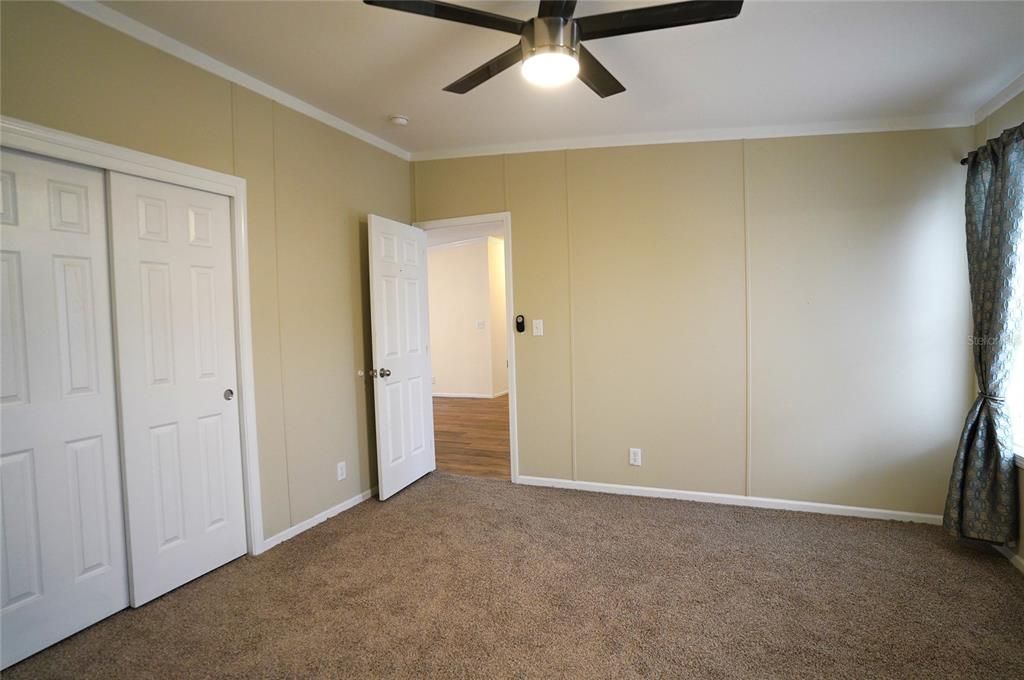 For Sale: $135,000 (3 beds, 2 baths, 1296 Square Feet)