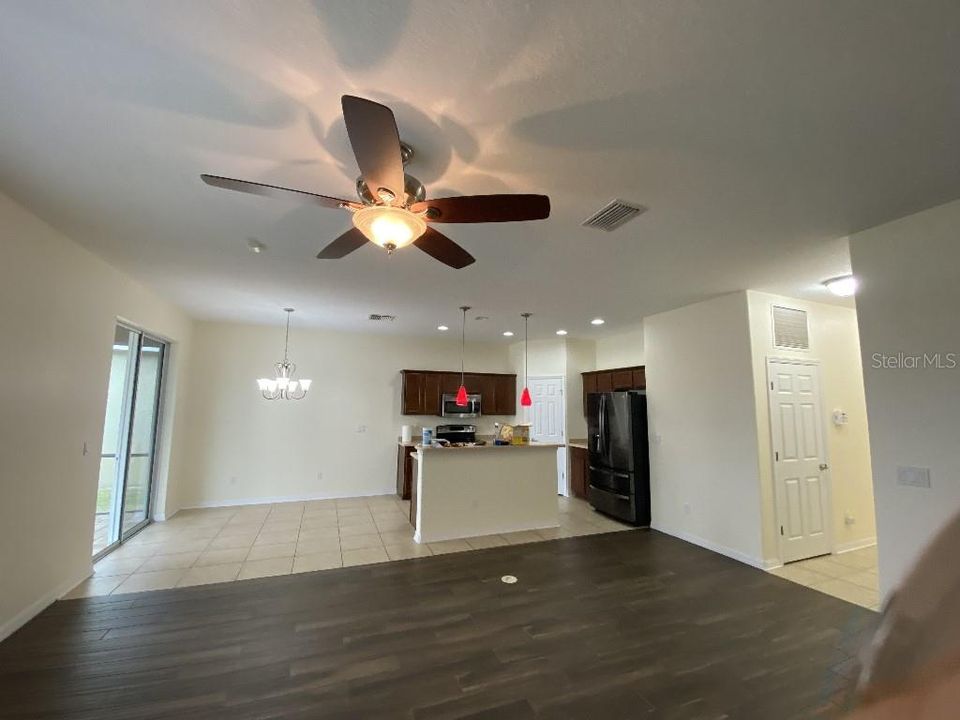 На продажу: $349,000 (3 спален, 2 ванн, 1489 Квадратных фут)