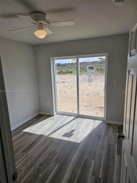 For Rent: $1,490 (3 beds, 2 baths, 1120 Square Feet)