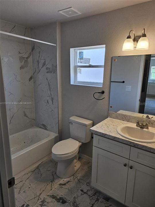 For Rent: $1,490 (3 beds, 2 baths, 1120 Square Feet)