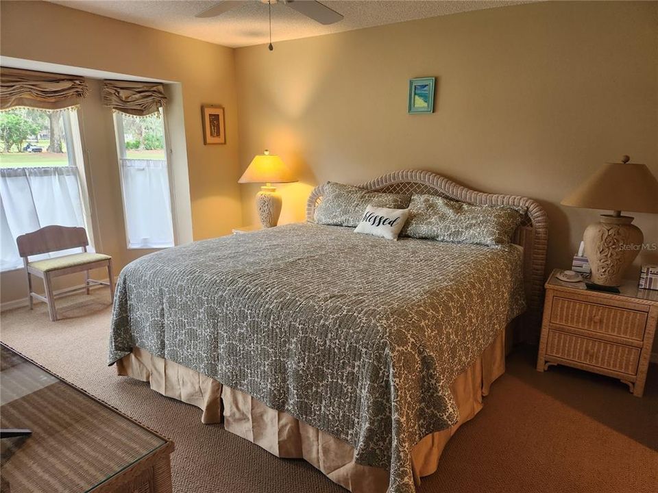 For Rent: $2,200 (2 beds, 2 baths, 1202 Square Feet)