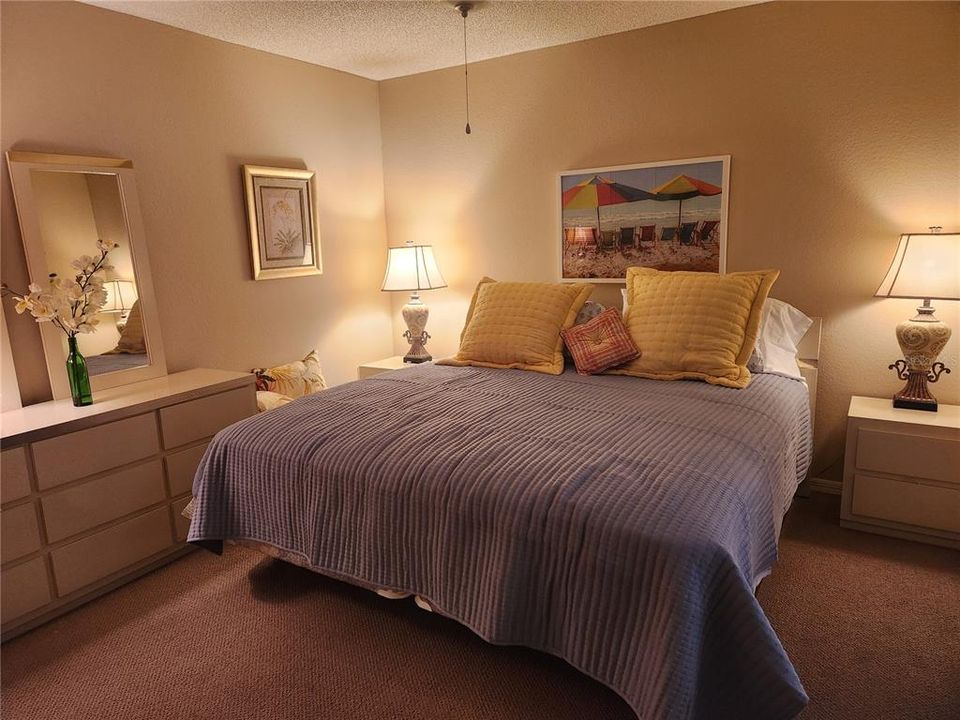 For Rent: $2,200 (2 beds, 2 baths, 1202 Square Feet)