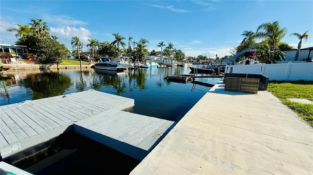 В аренду: $3,300 (3 спален, 3 ванн, 1888 Квадратных фут)