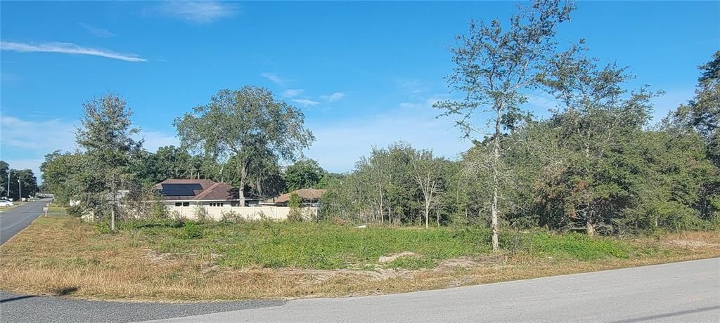 На продажу: $59,900 (0.22 acres)