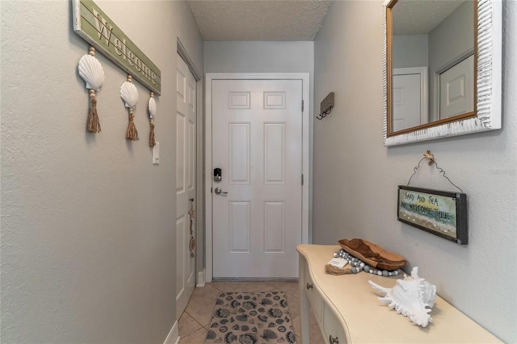 For Sale: $697,990 (2 beds, 1 baths, 920 Square Feet)