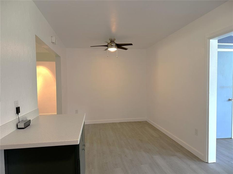 В аренду: $2,750 (3 спален, 2 ванн, 1680 Квадратных фут)