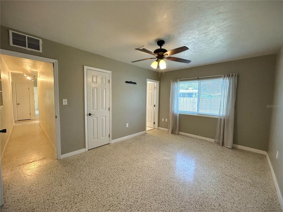 В аренду: $2,750 (3 спален, 2 ванн, 1680 Квадратных фут)