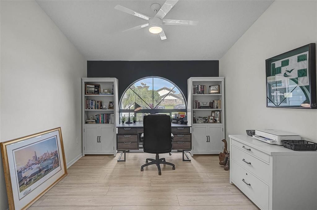 En Venta: $585,000 (3 camas, 2 baños, 2512 Pies cuadrados)