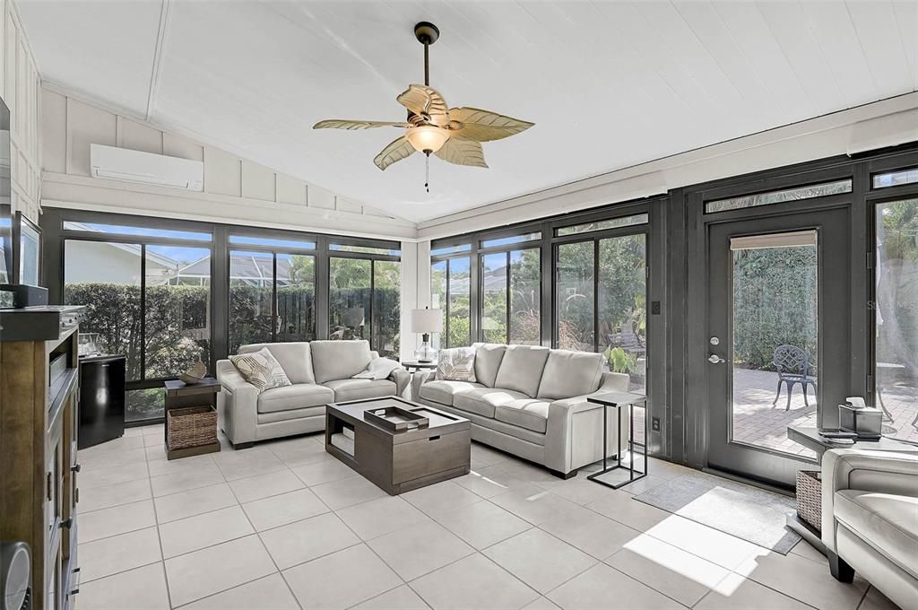 En Venta: $585,000 (3 camas, 2 baños, 2512 Pies cuadrados)