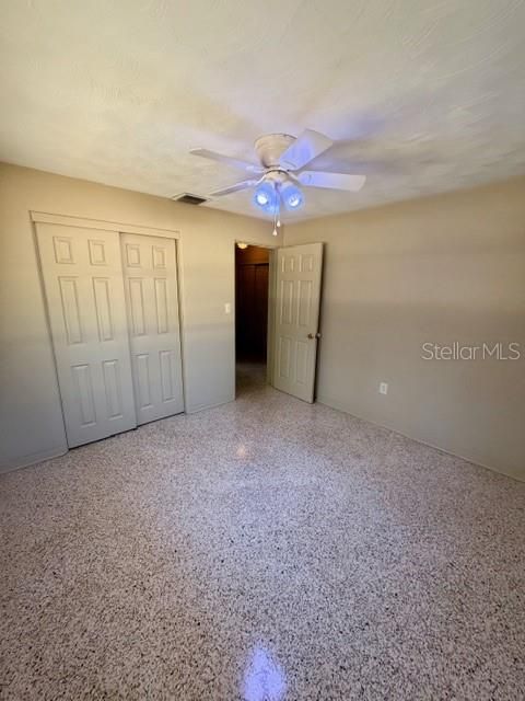 合同活跃: $219,000 (3 贝兹, 2 浴室, 1693 平方英尺)