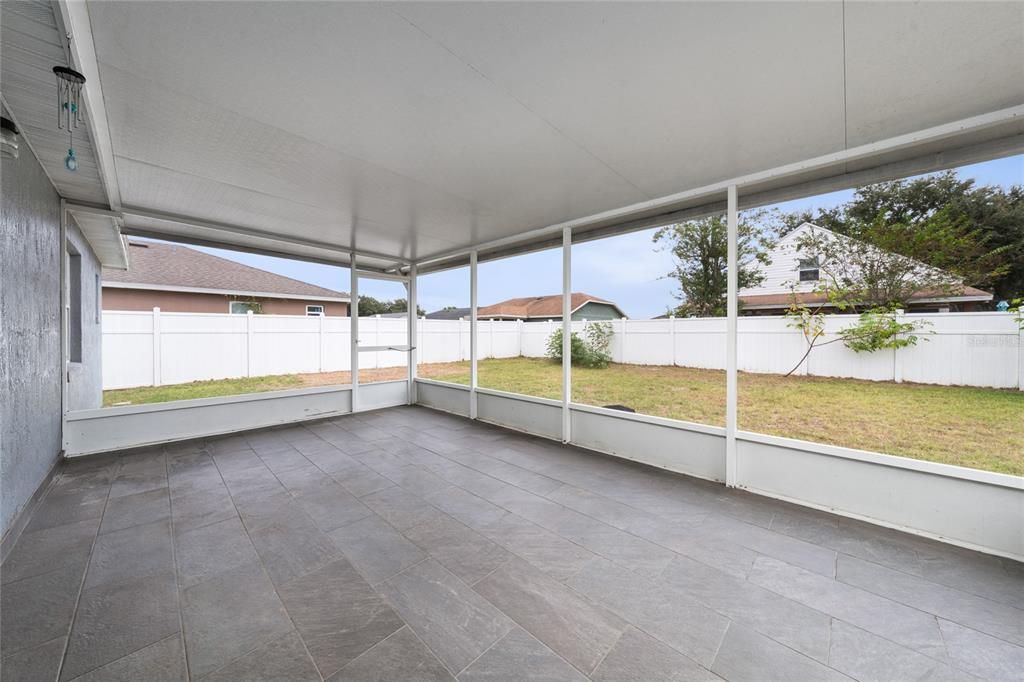 Active With Contract: $275,000 (3 beds, 2 baths, 1215 Square Feet)