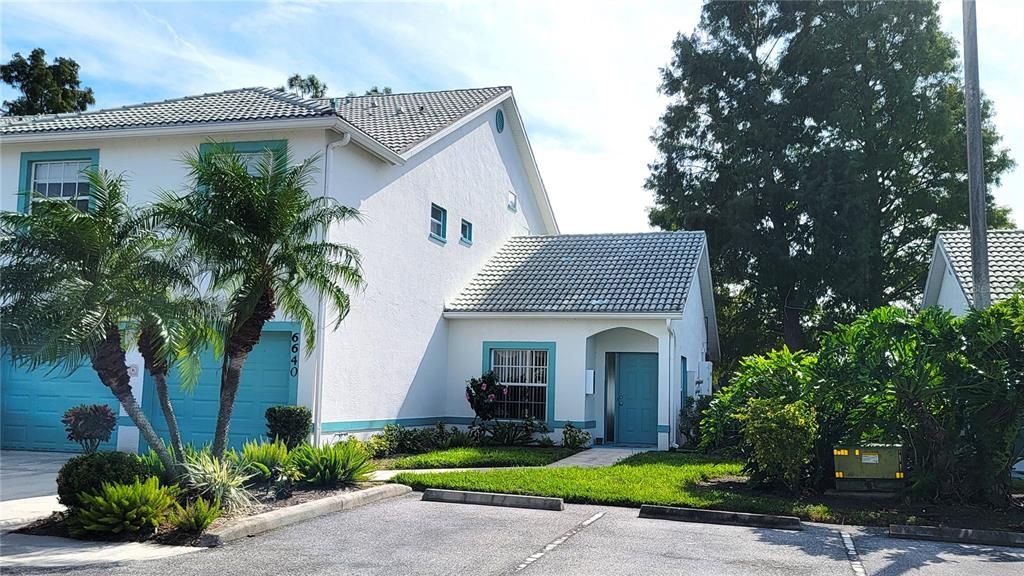 待售: $259,000 (2 贝兹, 2 浴室, 1140 平方英尺)