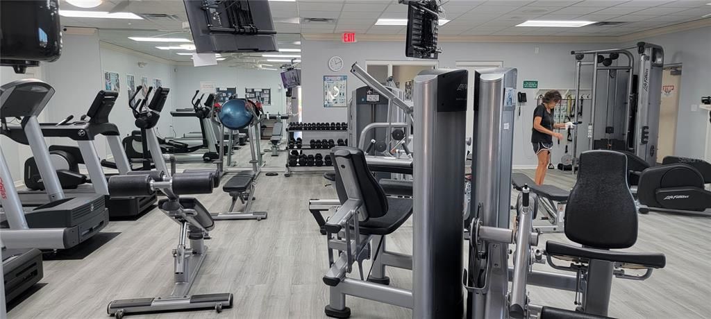 待售: $259,000 (2 贝兹, 2 浴室, 1140 平方英尺)