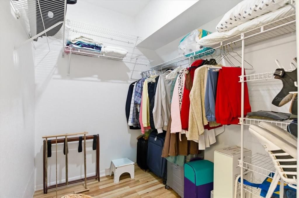 待售: $259,000 (2 贝兹, 2 浴室, 1140 平方英尺)