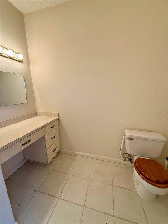 待售: $380,000 (4 贝兹, 3 浴室, 3144 平方英尺)