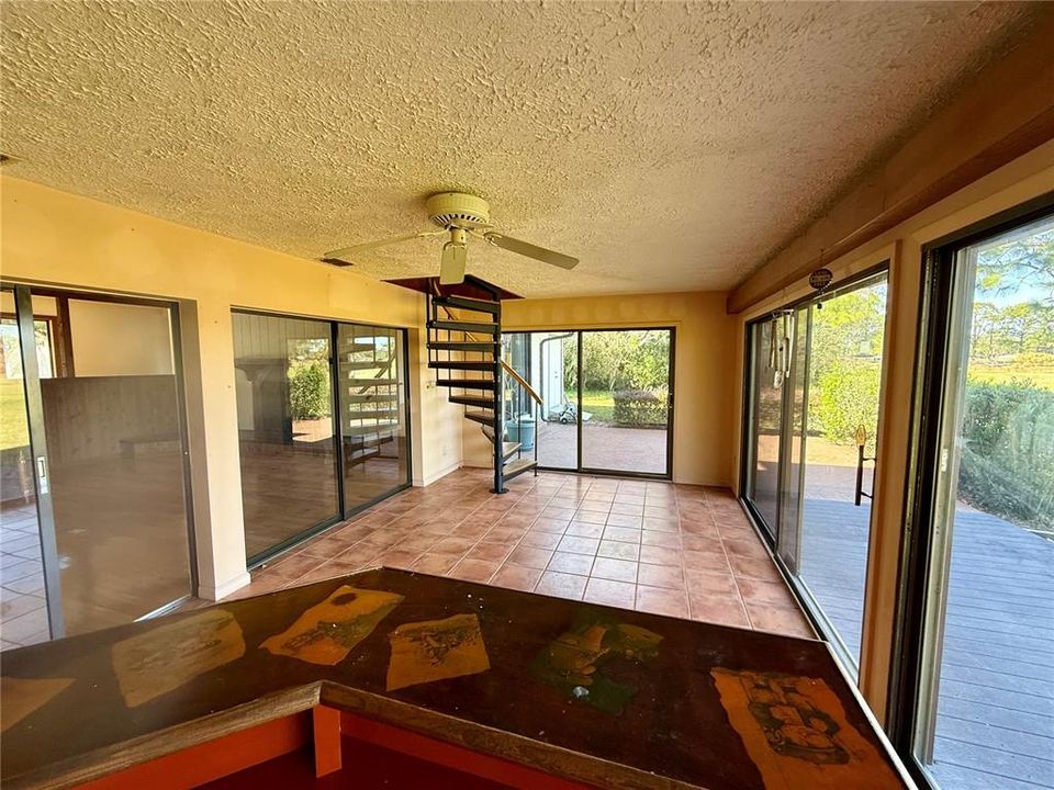 待售: $380,000 (4 贝兹, 3 浴室, 3144 平方英尺)