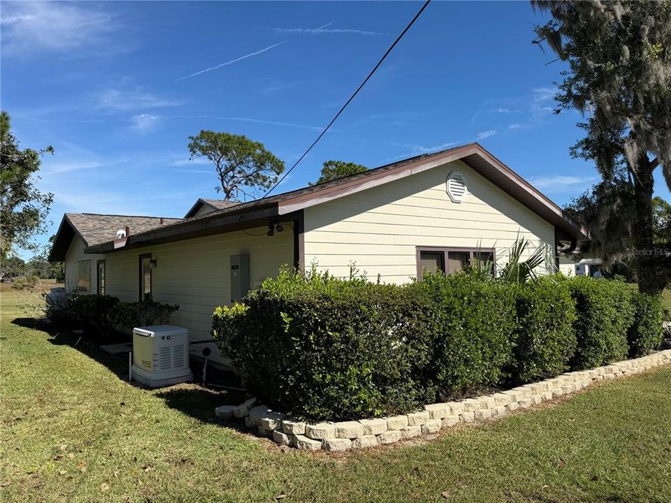 待售: $380,000 (4 贝兹, 3 浴室, 3144 平方英尺)