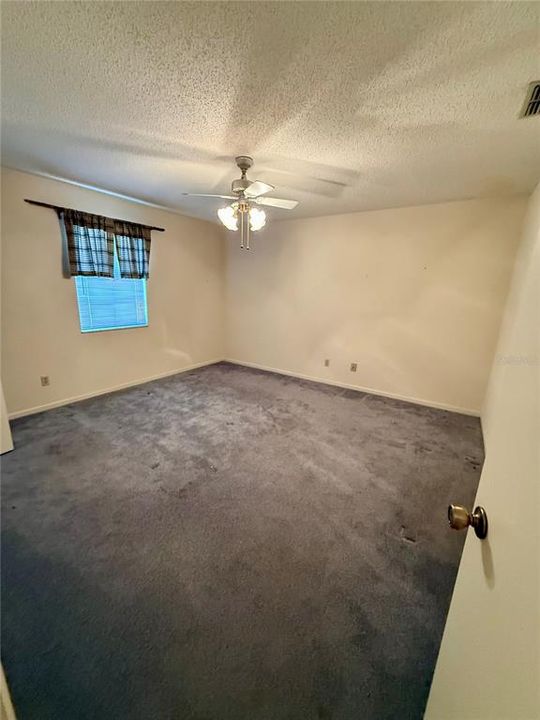 待售: $380,000 (4 贝兹, 3 浴室, 3144 平方英尺)