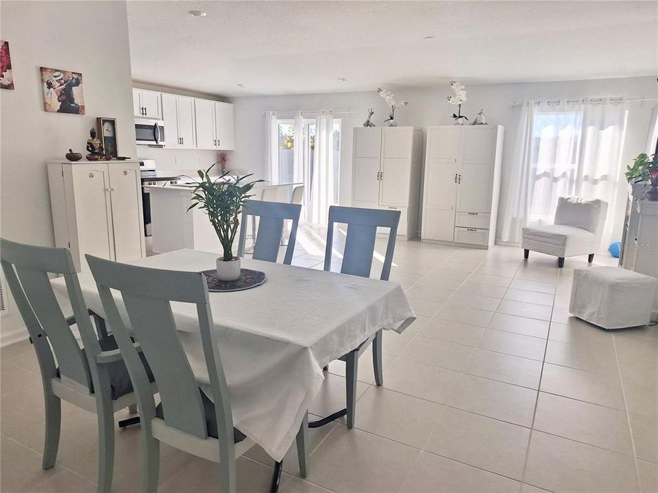 En Renta: $1,900 (3 camas, 2 baños, 1487 Pies cuadrados)