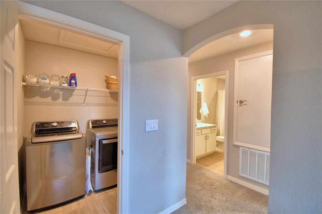 En Venta: $479,500 (5 camas, 3 baños, 3200 Pies cuadrados)