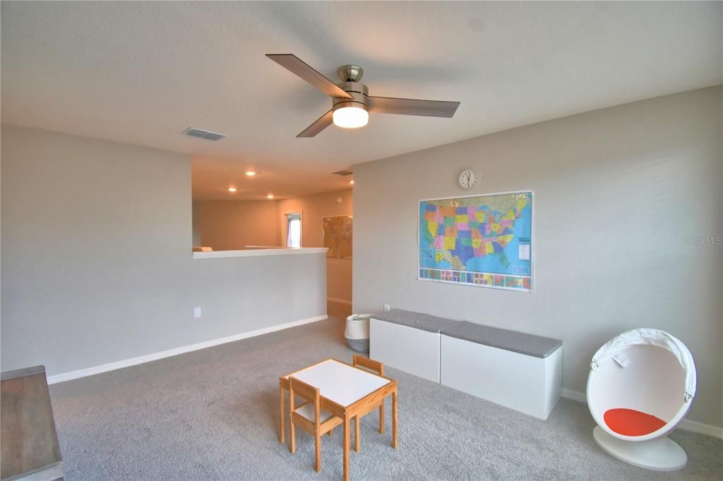 En Venta: $479,500 (5 camas, 3 baños, 3200 Pies cuadrados)