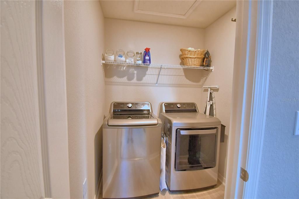 En Venta: $479,500 (5 camas, 3 baños, 3200 Pies cuadrados)