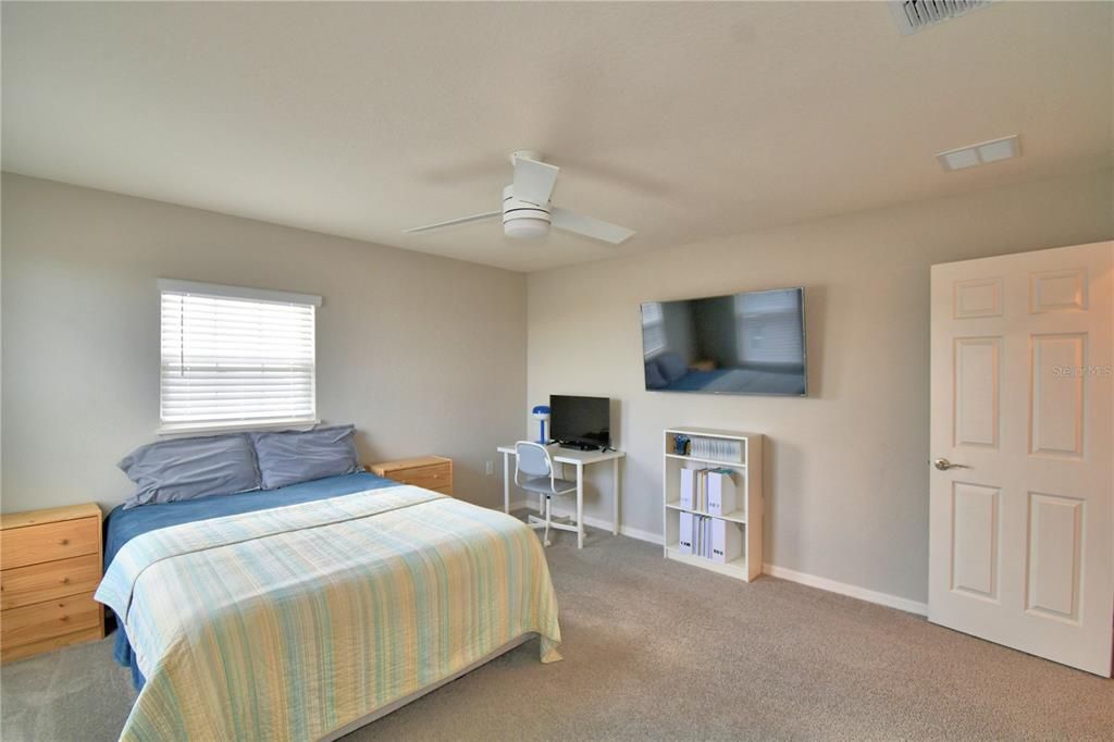 En Venta: $479,500 (5 camas, 3 baños, 3200 Pies cuadrados)