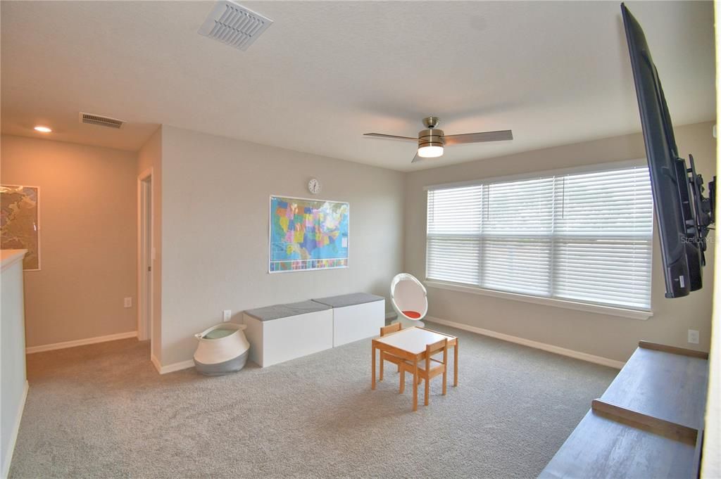 En Venta: $479,500 (5 camas, 3 baños, 3200 Pies cuadrados)