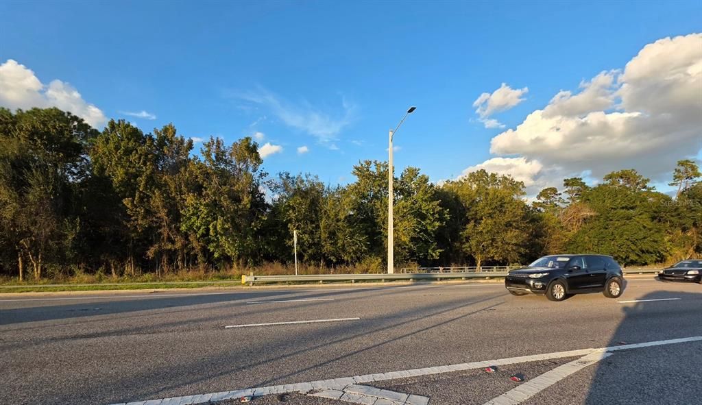 En Venta: $700,000 (14.12 acres)