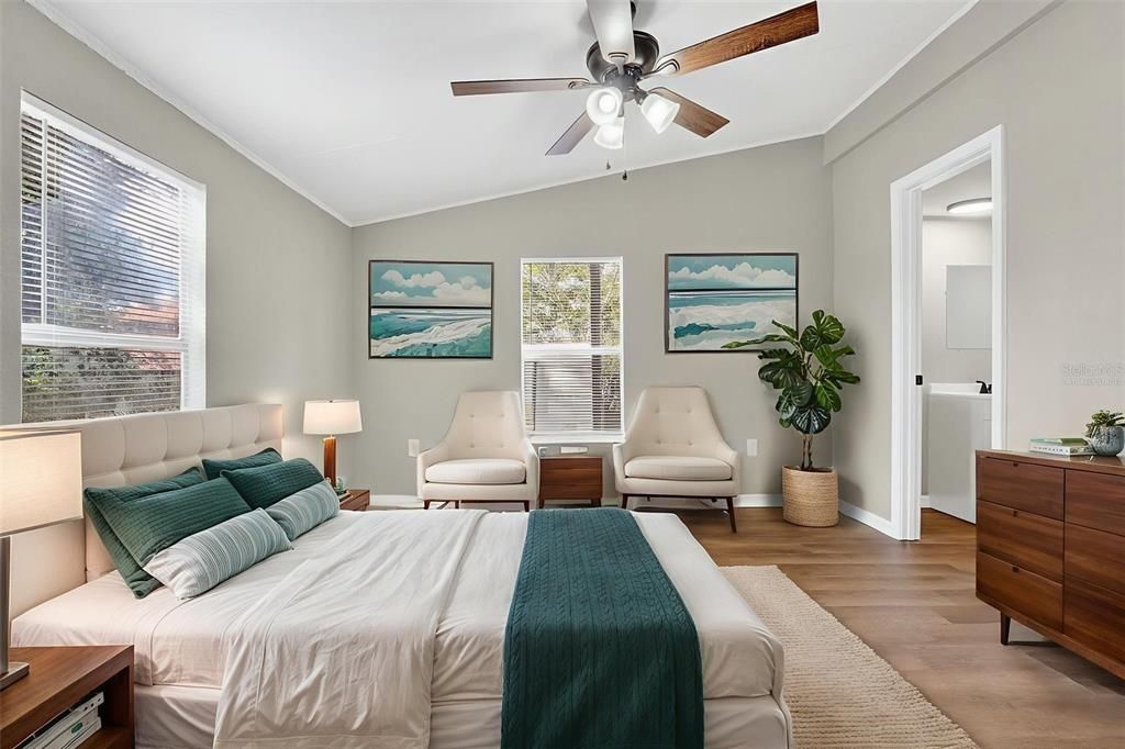 Active With Contract: $199,000 (3 beds, 2 baths, 1456 Square Feet)