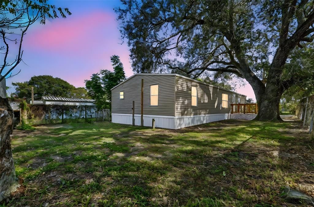 Active With Contract: $199,000 (3 beds, 2 baths, 1456 Square Feet)