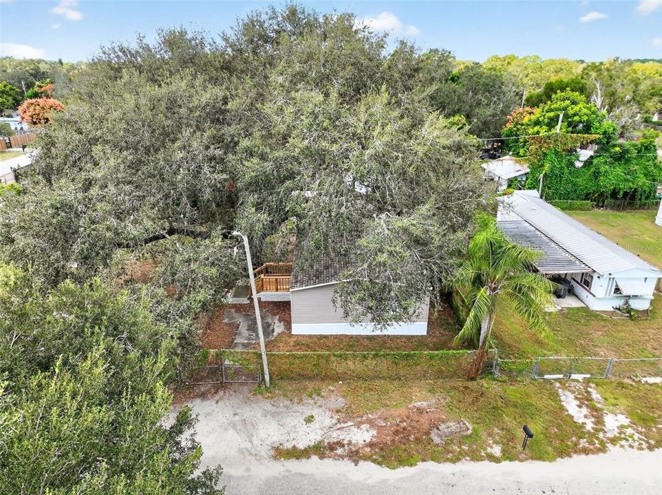 Active With Contract: $199,000 (3 beds, 2 baths, 1456 Square Feet)