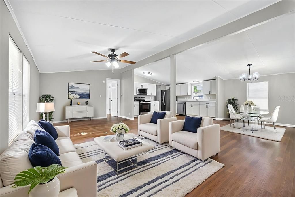 Active With Contract: $199,000 (3 beds, 2 baths, 1456 Square Feet)